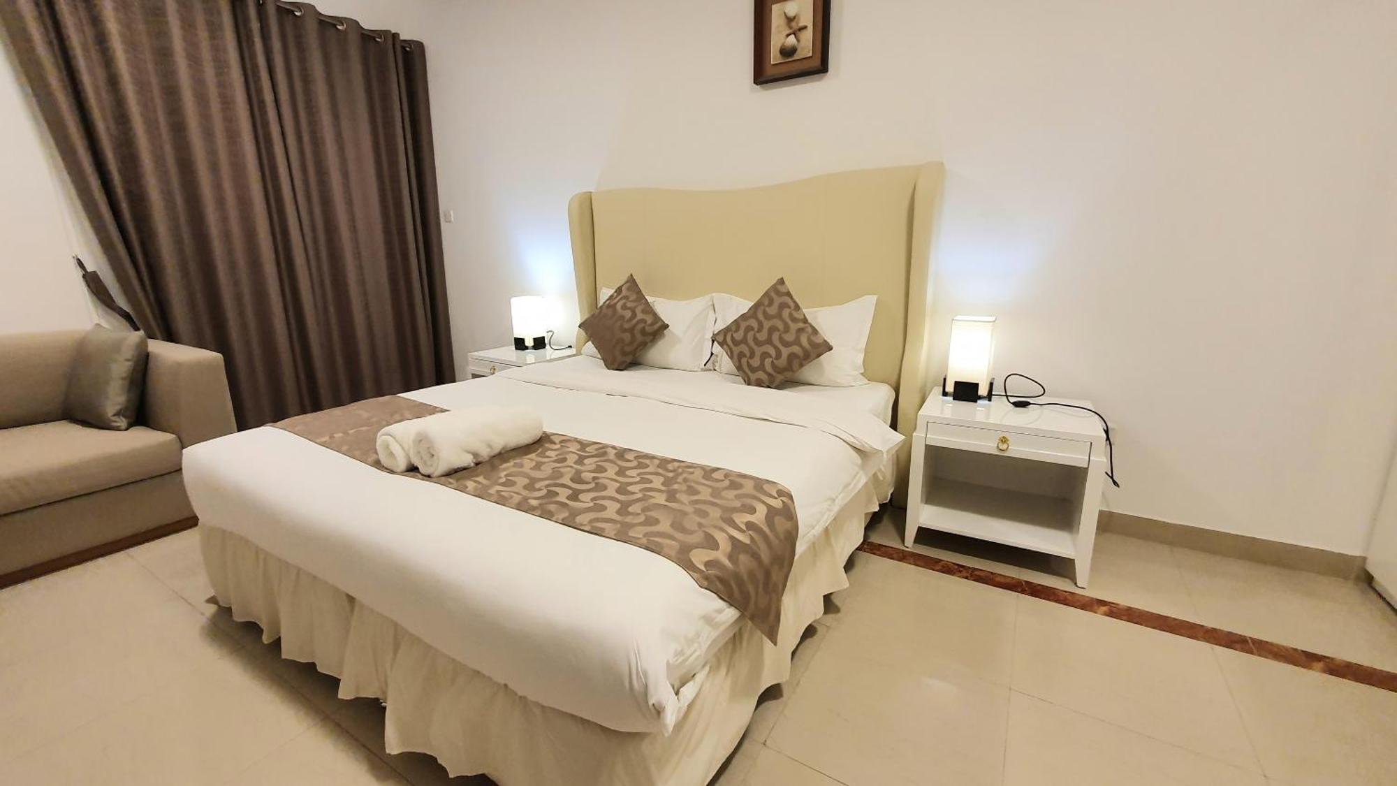 Aparthotel Oasis Residences